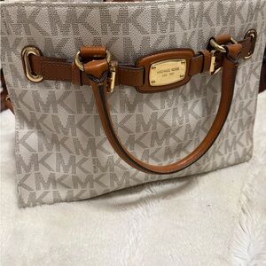 Michael Kors Monogram Cream and Tan Satchel New , never used